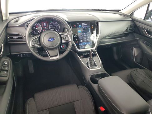 Used 2025 Subaru Outback Premium image 15