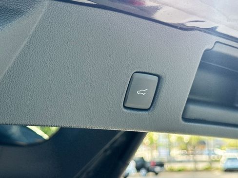 Used 2024 Ford Escape ST-Line w/ Tech Pack #1 FWD image 35