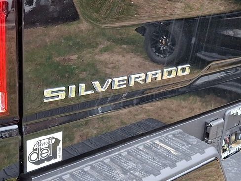 New 2026 Chevrolet Silverado 2500 High Country w/ Z71 Off-Road Package image 17