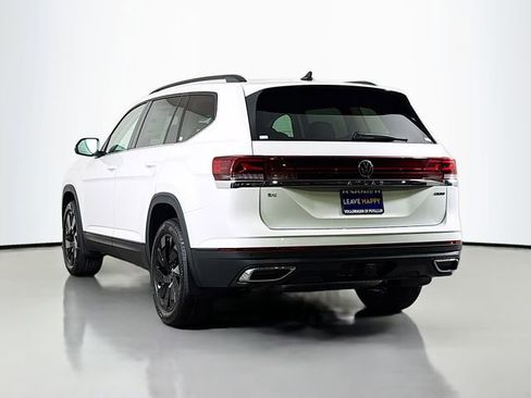 New 2026 Volkswagen Atlas SE image 5