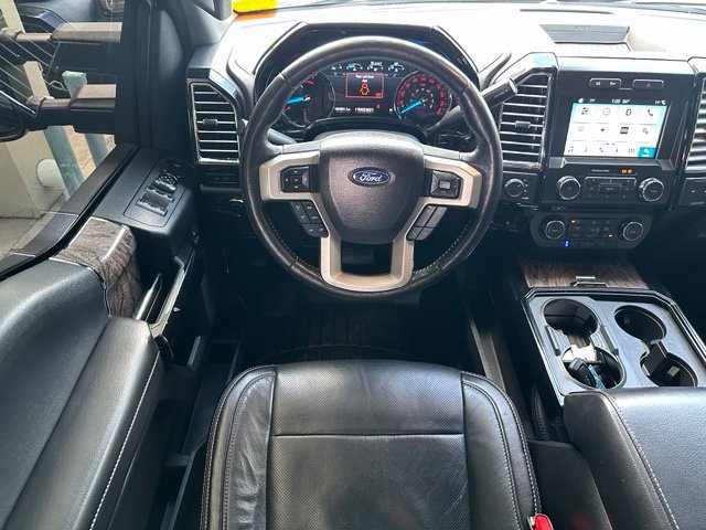 Used 2017 Ford F250 Lariat w/ Lariat Ultimate Package AWD/4WD image 13