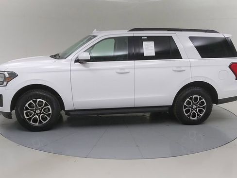 Certified 2024 Ford Expedition XLT AWD/4WD image 20
