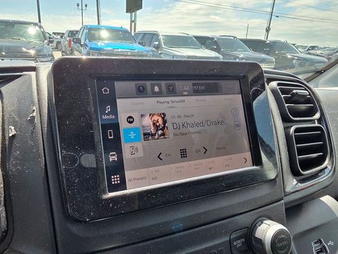 Used 2025 RAM ProMaster 2500 w/ U-Haul Equipment Group FWD image 16