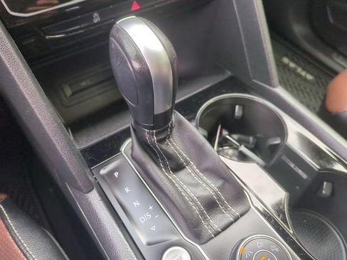 Used 2023 Volkswagen Atlas SEL Premium AWD/4WD image 38