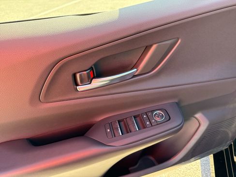 Certified 2026 Toyota Prius image 15