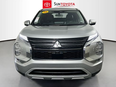Used 2024 Mitsubishi Outlander SE image 10