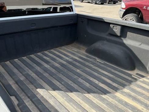 Used 2017 Chevrolet Silverado 1500 LT w/ All Star Edition AWD/4WD image 9