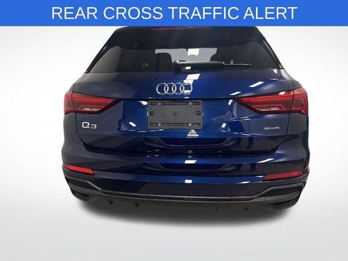 Used 2025 Audi Q3 2.0T Premium w/ Convenience Package image 13