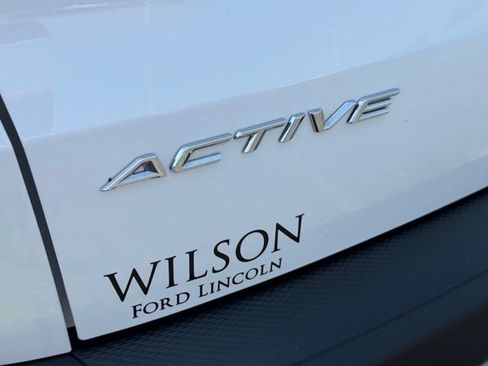 Certified 2024 Ford Escape Active AWD/4WD image 5