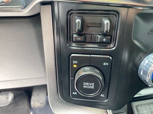 Used 2022 Ford F150 Platinum AWD/4WD image 15