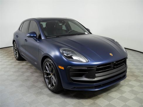 New 2026 Porsche Macan GTS AWD/4WD image 27