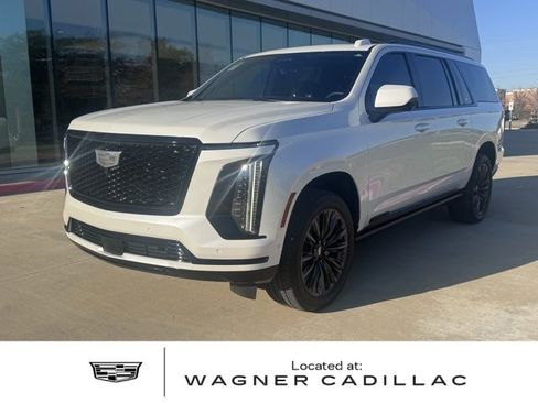 Used 2025 Cadillac Escalade ESV Sport w/ LPO, ONYX Package image 1