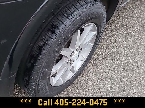 Used 2017 Buick Enclave Leather image 10