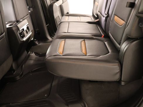 Used 2022 GMC Sierra 2500 AT4 w/ AT4 Preferred Package AWD/4WD image 13