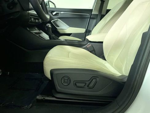 Used 2020 Audi Q3 2.0T Premium w/ Convenience Package image 22
