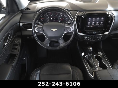 Used 2021 Chevrolet Traverse Premier w/ Redline Edition FWD image 14