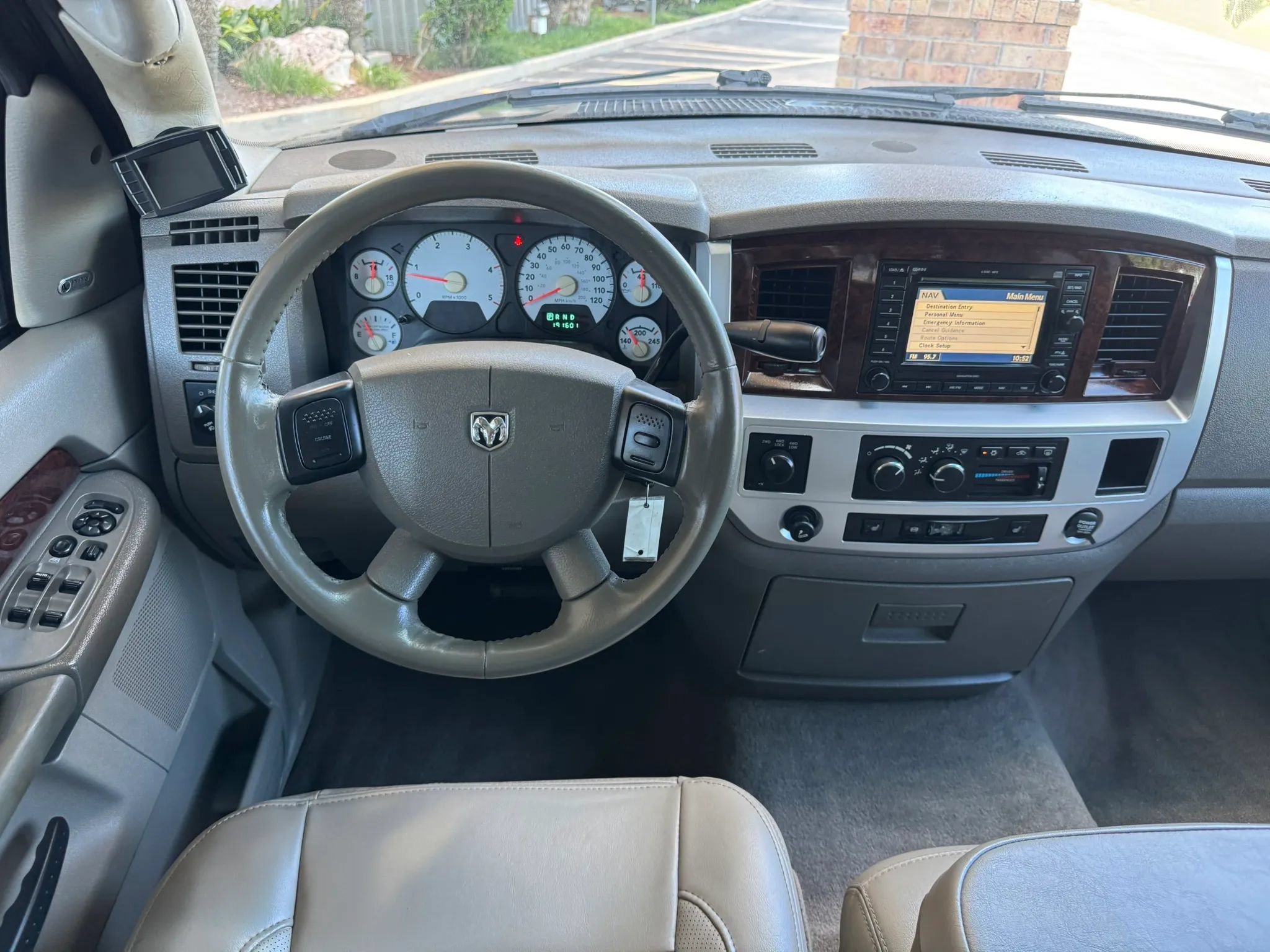 Used 2009 Dodge Ram 3500 Truck Laramie w/ Trailer Tow Group AWD/4WD image 20