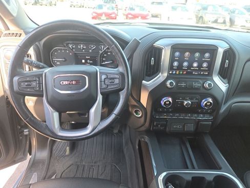 Used 2022 GMC Sierra 1500 SLT w/ SLT Premium Plus Package AWD/4WD image 13