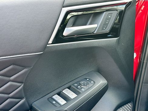 New 2026 Mitsubishi Outlander SEL image 13