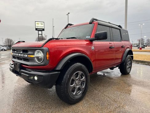 Used 2023 Ford Bronco Big Bend image 2