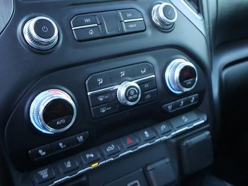 Used 2020 GMC Sierra 2500 Denali w/ Denali Ultimate Package image 30