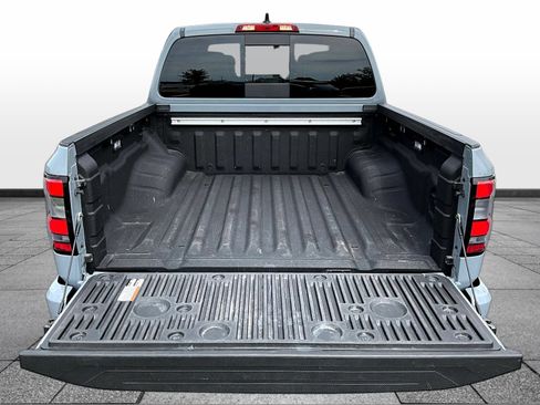 Certified 2025 Nissan Frontier PRO-4X w/ Pro Premium Package AWD/4WD image 9