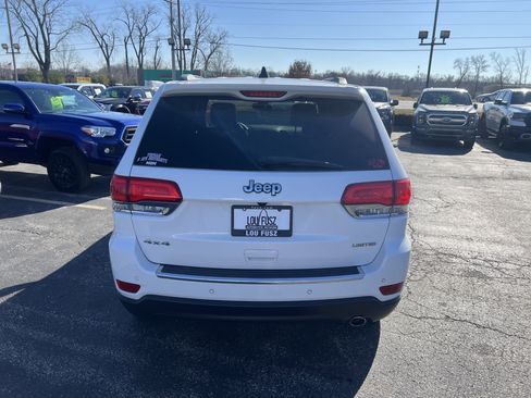 Used 2018 Jeep Grand Cherokee Limited image 5