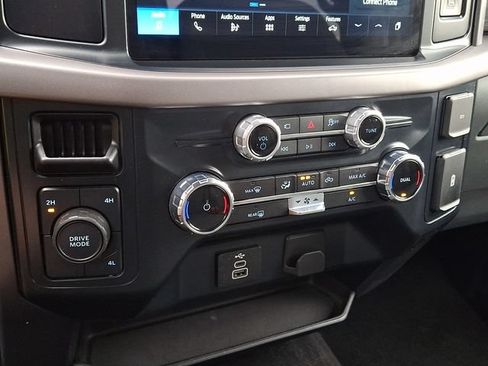 Used 2025 Ford F150 XLT w/ Equipment Group 301A Standard AWD/4WD image 15