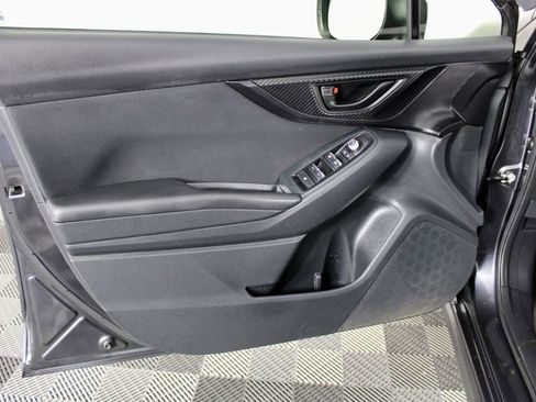 Used 2018 Subaru Crosstrek 2.0i AWD/4WD image 11