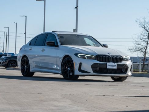 Certified 2024 BMW 330i 330i w/ M Sport Package image 2