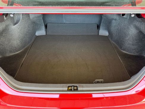 Used 2024 Toyota Camry SE image 29