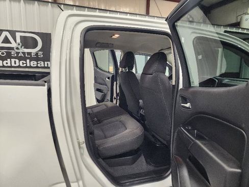 Used 2021 Chevrolet Colorado LT image 13