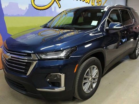 Used 2023 Chevrolet Traverse LT w/ LPO, Floor Liner Package AWD/4WD image 8