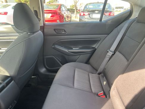 Used 2024 Nissan Altima 2.5 SV image 37