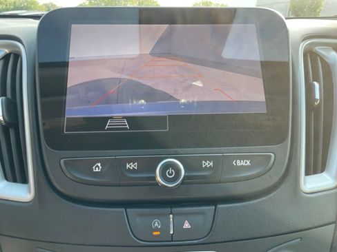 Used 2024 Chevrolet Malibu LT FWD image 11