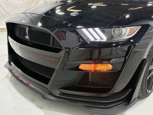 Used 2020 Ford Mustang Shelby GT500 w/ Technology Package RWD image 12