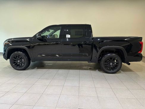 New 2026 Toyota Tundra Limited AWD/4WD image 3
