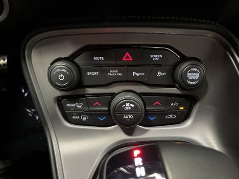 Used 2023 Dodge Challenger R/T image 19