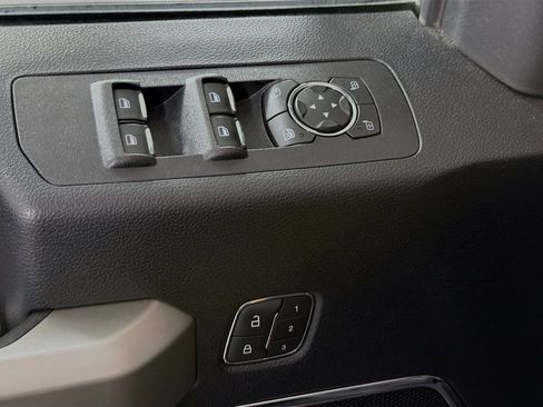 Used 2020 Ford F150 Lariat AWD/4WD image 22