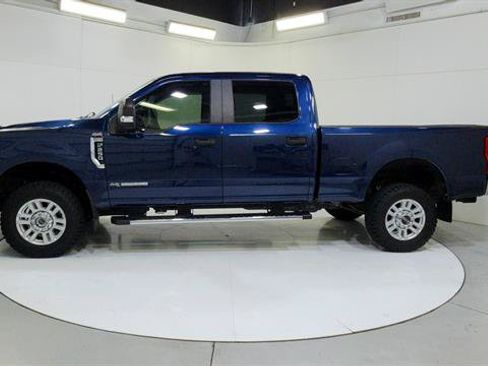 Used 2019 Ford F250 XL w/ STX Appearance Package AWD/4WD image 5