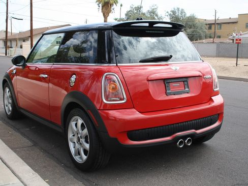 Used 2010 MINI Cooper S FWD image 6