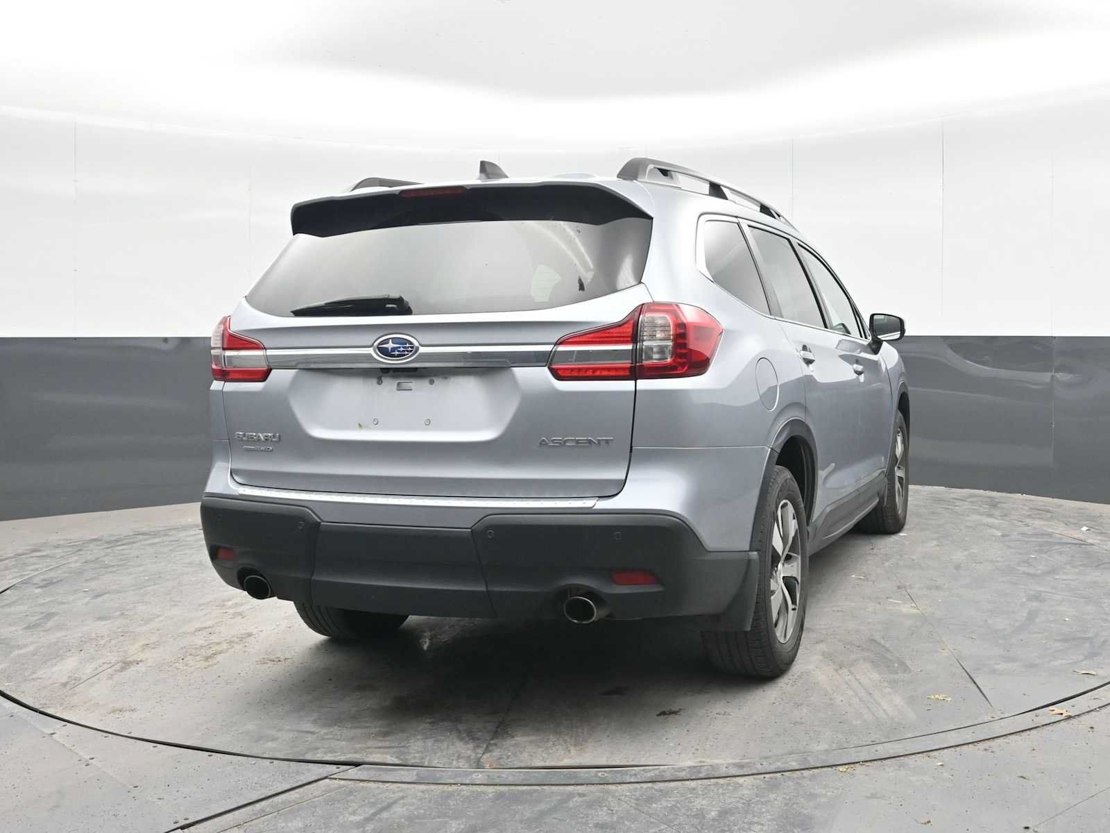 Used 2021 Subaru Ascent Premium w/ Convenience Package AWD/4WD image 10