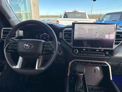Used 2024 Toyota Tundra Limited image 17