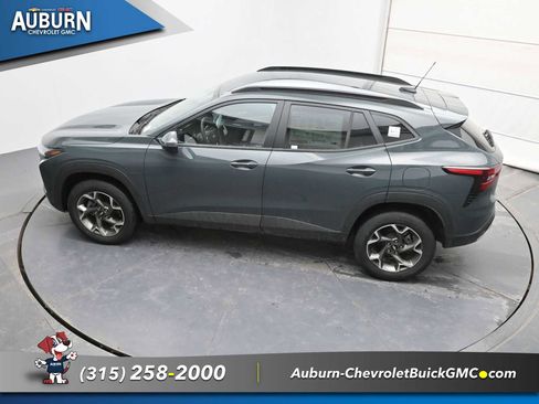 New 2026 Chevrolet Trax LT w/ LT Convenience Package image 26