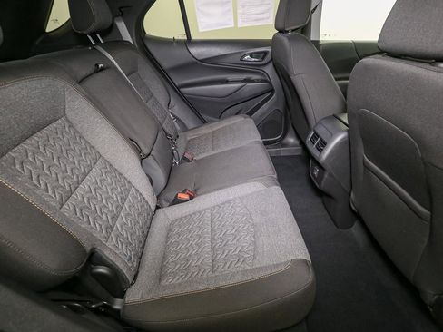 Used 2023 Chevrolet Equinox LT image 23