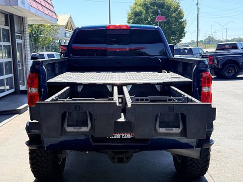 Used 2016 GMC Sierra 2500 Denali w/ Duramax Plus Package AWD/4WD image 11