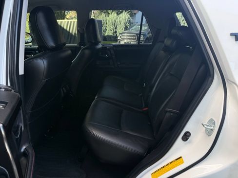 Used 2019 Toyota 4Runner TRD Off-Road AWD/4WD image 35