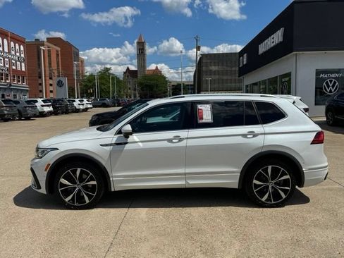 Used 2022 Volkswagen Tiguan SEL R-Line AWD/4WD image 3