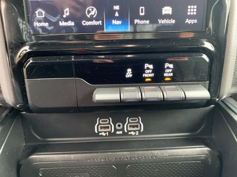 Used 2025 RAM 1500 Big Horn image 28