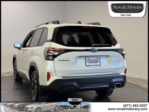 Used 2025 Subaru Forester Premium AWD/4WD image 8